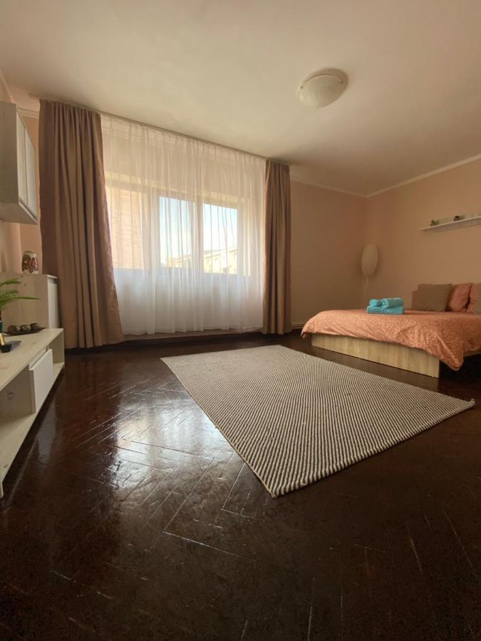 Apartament Leya Apartment Deva Exterior photo
