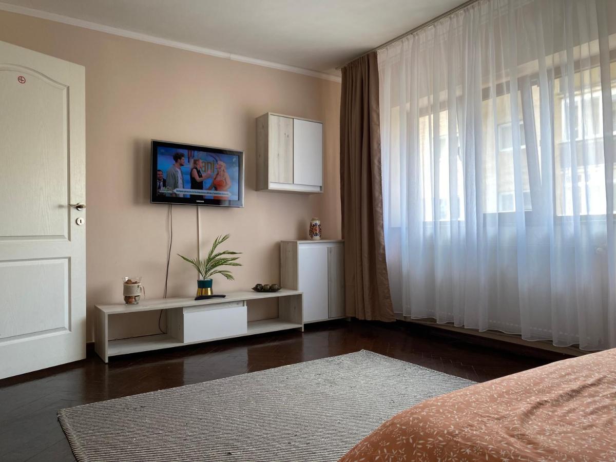 Apartament Leya Apartment Deva Exterior photo
